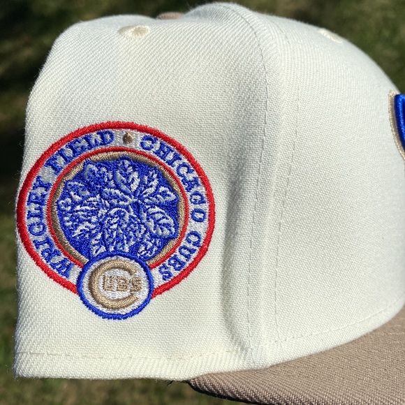 Chicago Cubs Fitted hat - Picture 2 of 4